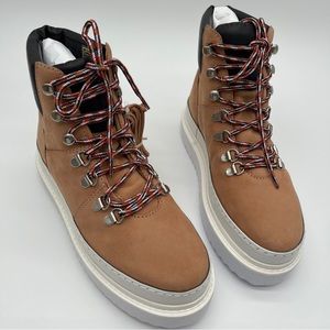 Schutz Boot 6B Woman’s Waterproof Honey Beige Marlua NIB Hiking Casual Outdoor